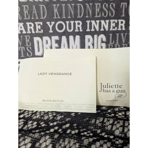 💎2/$25 Juliette Has A Gun Lady Vengeance Mini Travel Bottle 0.05 oz | 2 mL - Picture 2 of 5
